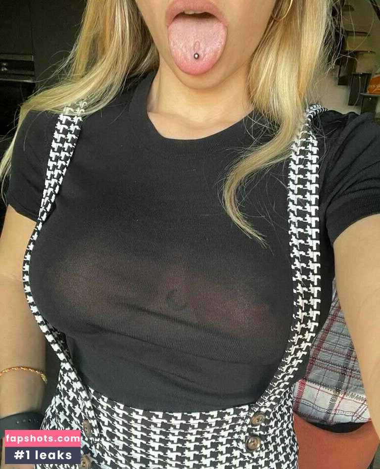 yfaveth gallery photo #3