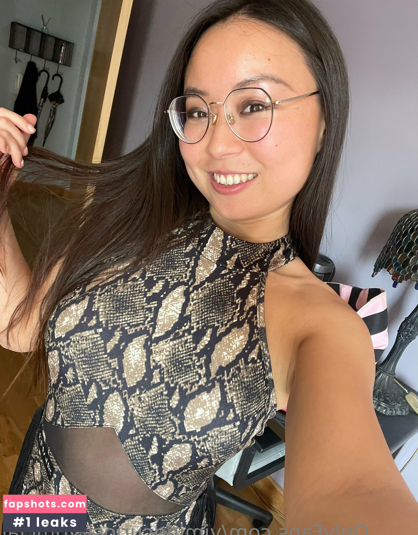 yimingcuriosityofficial gallery photo #19