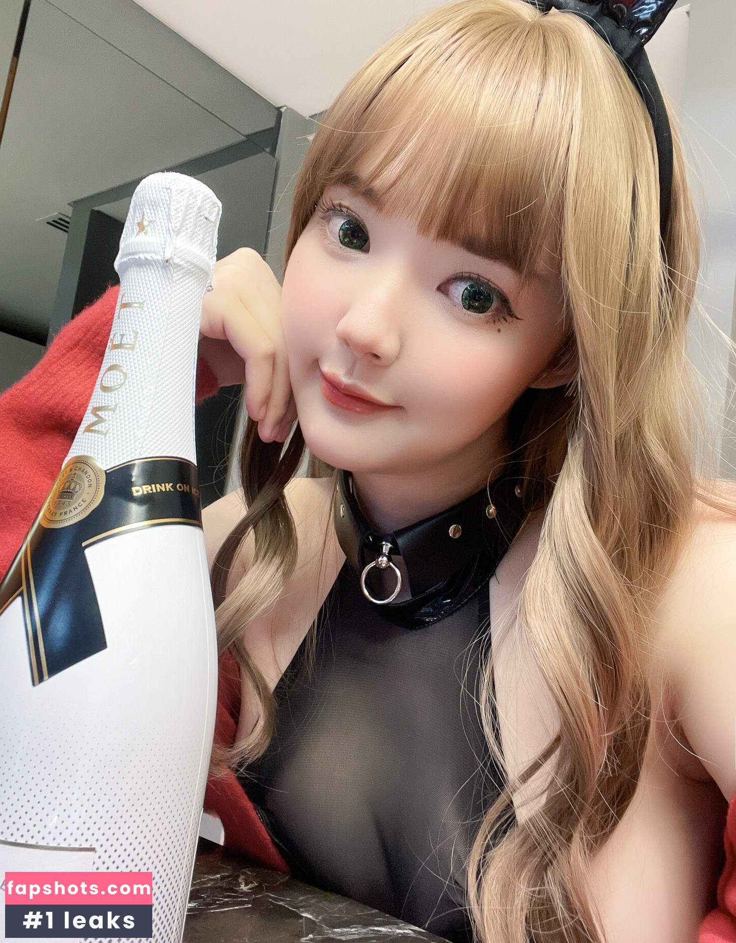 Ying Tze gallery photo #13