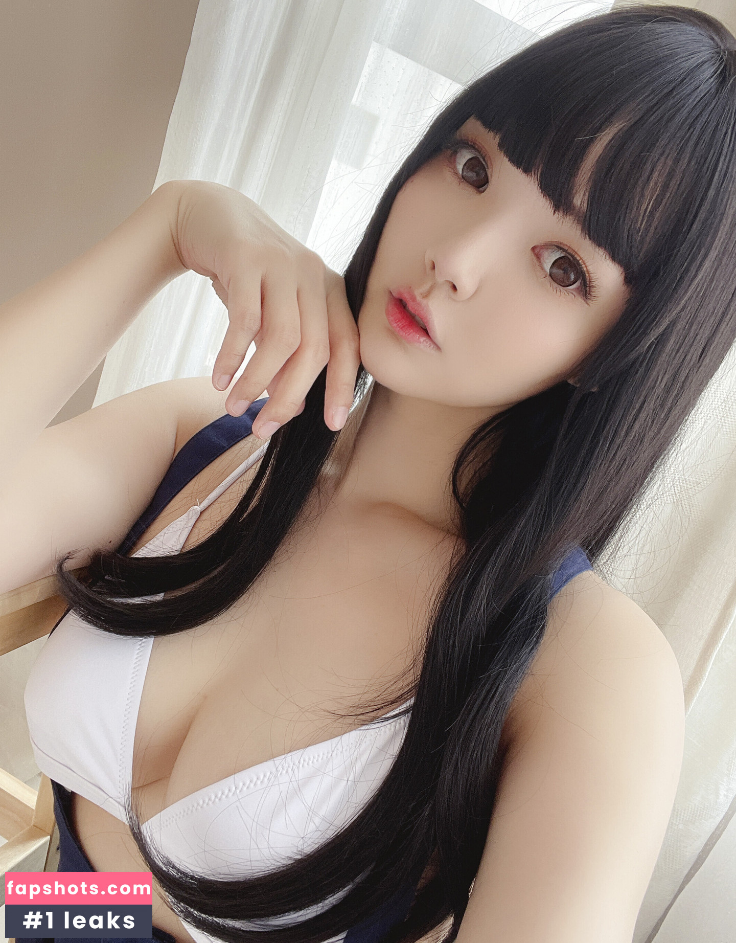 Ying Tze gallery photo #141