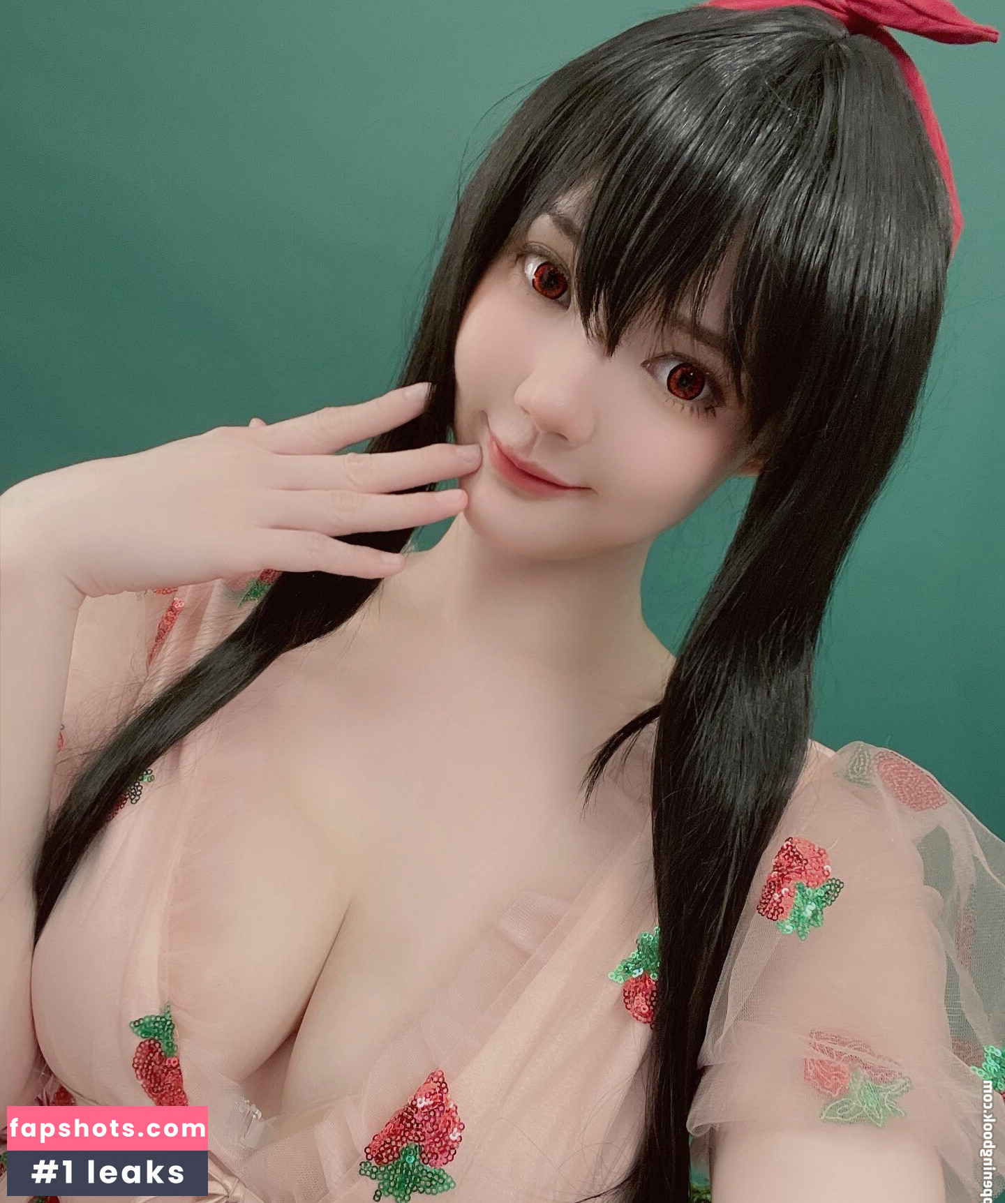 Ying Tze gallery photo #84