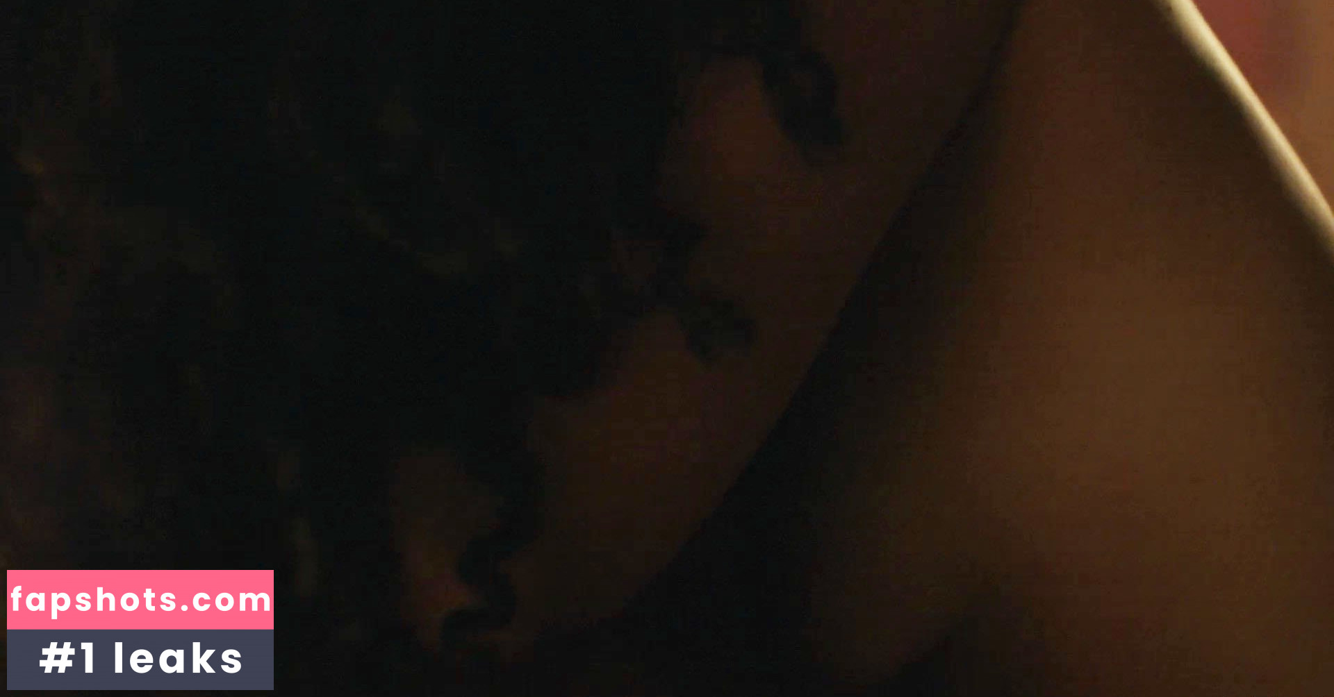 Yinoelle Colón gallery photo #6