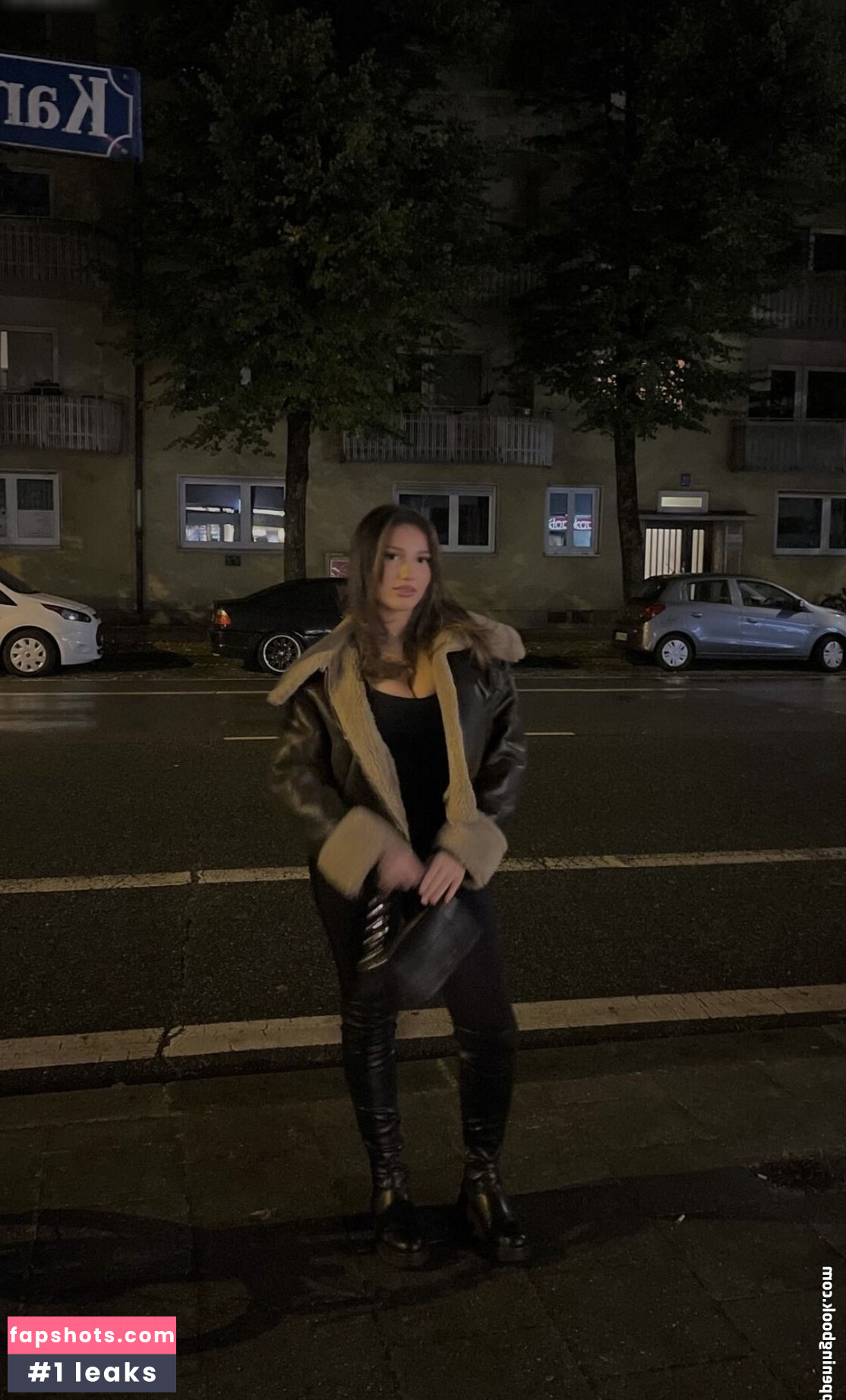 Yisel gallery photo #2