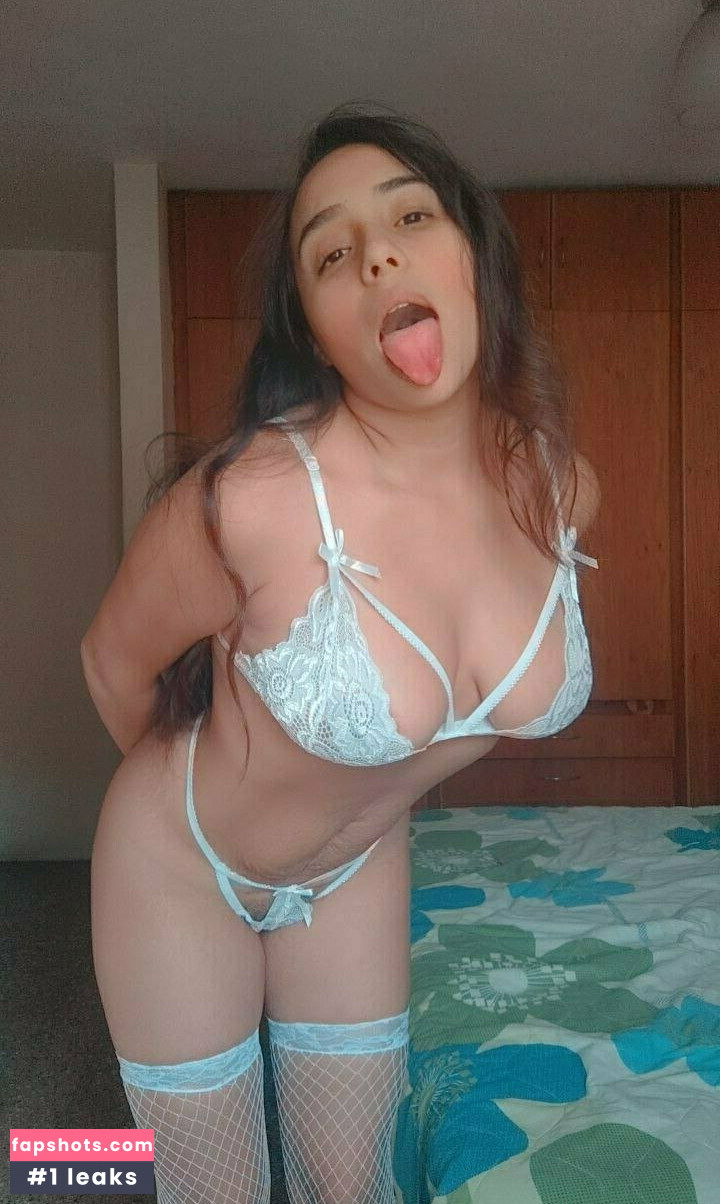 yiyisweetcousin Nacktheit OnlyFans Fotos #20 - Fapshots