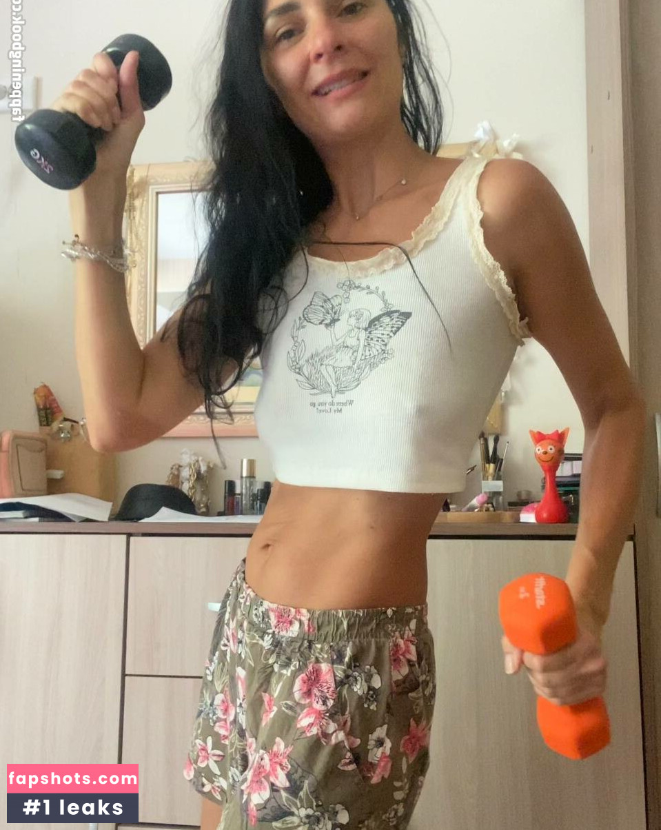 yladoyla gallery photo #2