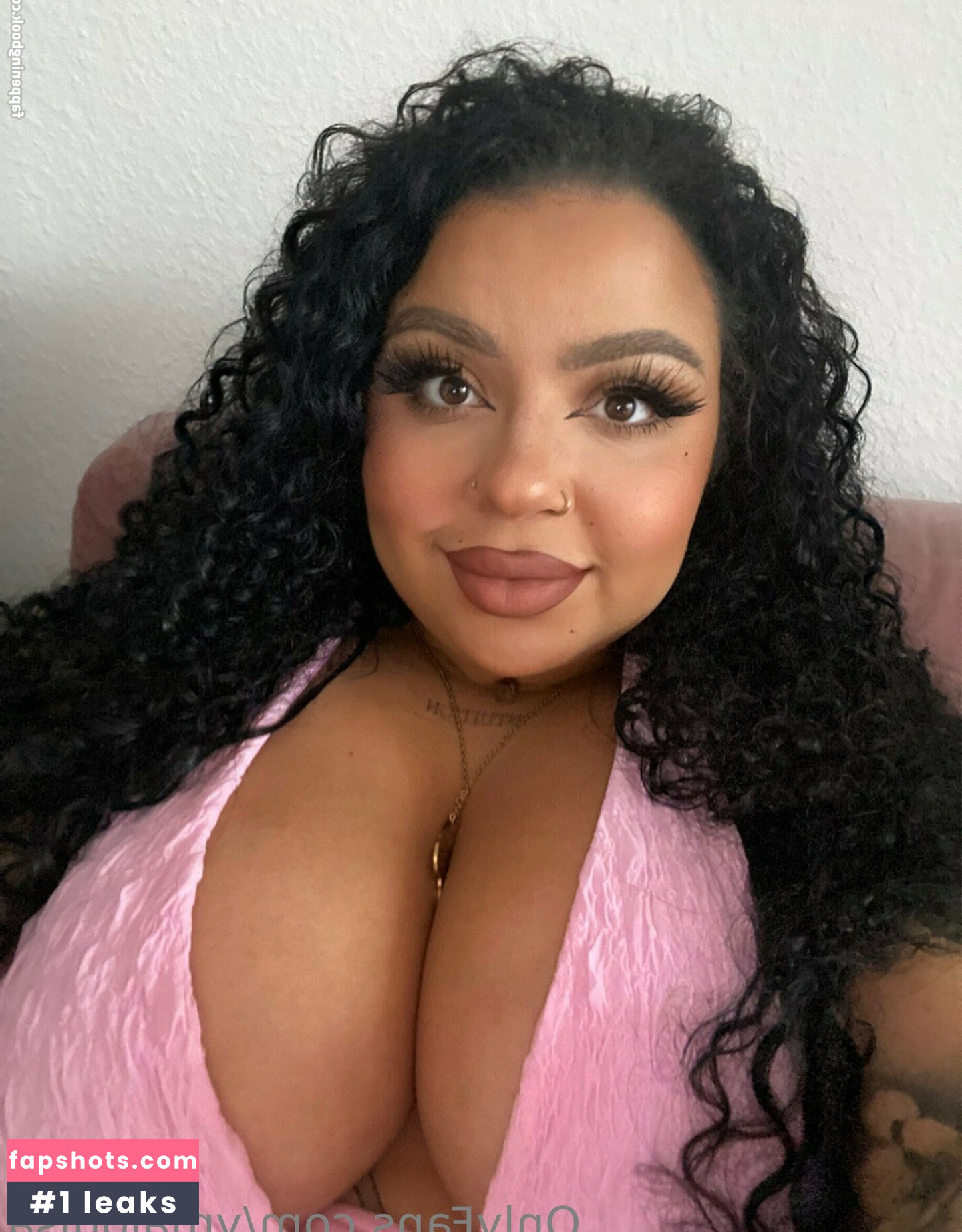 ymalouisa gallery photo #13