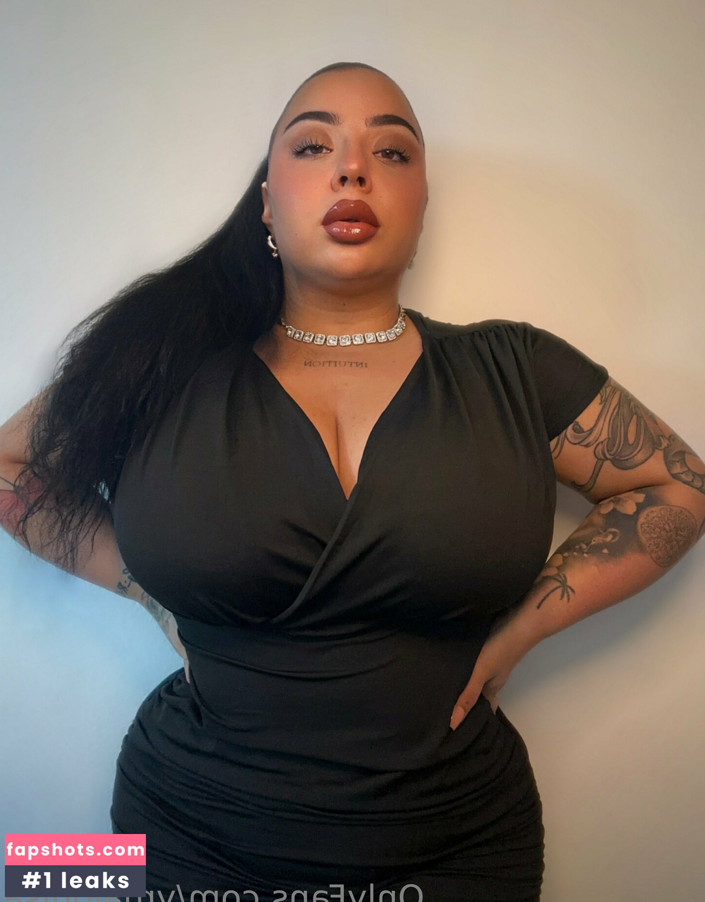 ymalouisa gallery photo #9