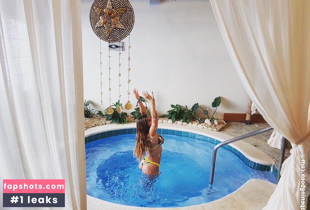 Yoana Cuesta Cortijo gallery photo #5