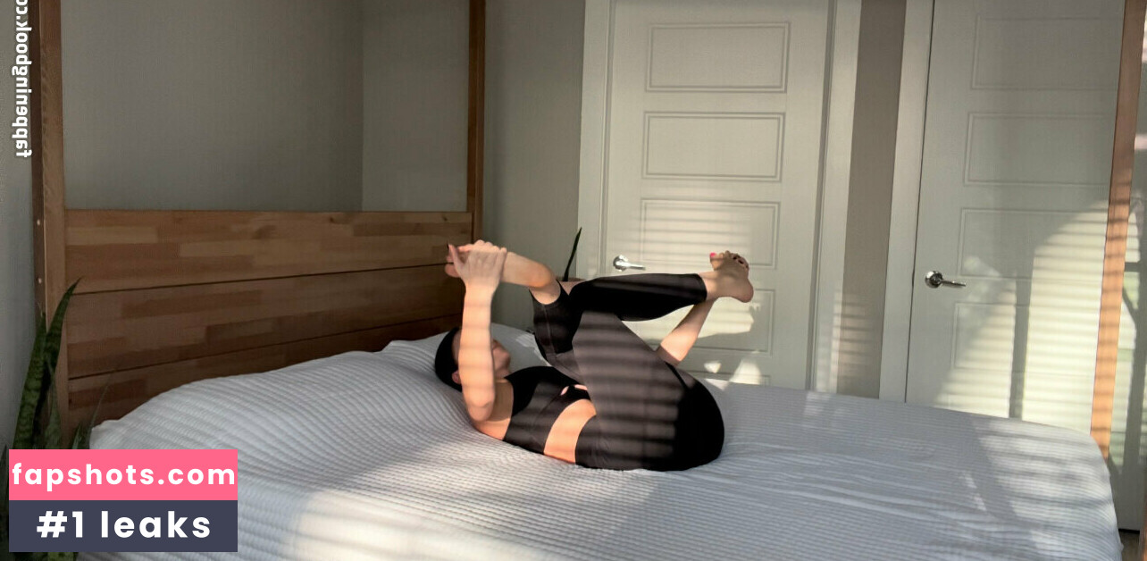 yogawithemily Nahé úniky fotek pouze od fanoušků #3 - Fapshots