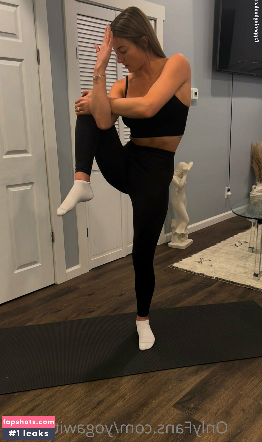 yogawithemily Nahé úniky fotek pouze od fanoušků #28 - Fapshots