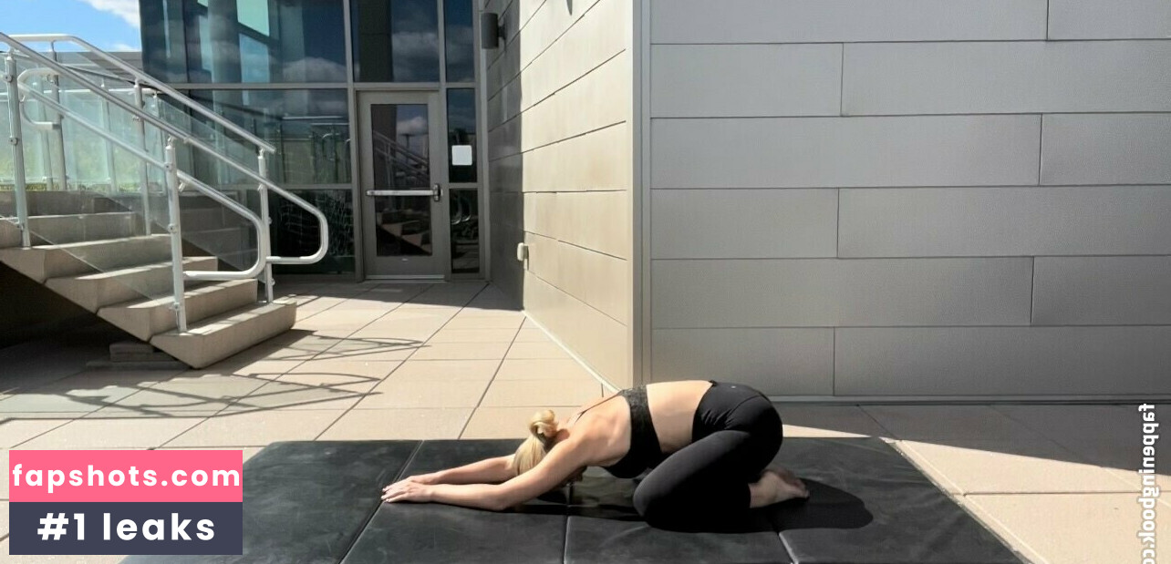 yogawithemily Nahé úniky fotek pouze od fanoušků #38 - Fapshots