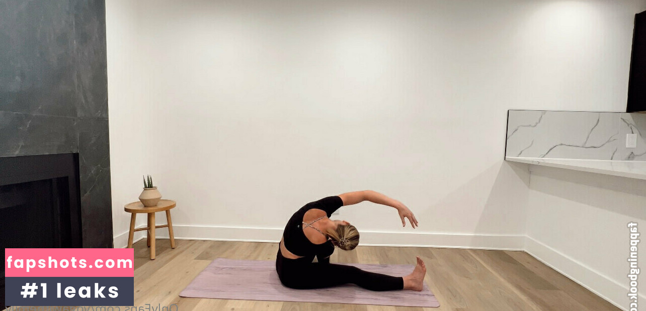 yogawithemily Nahé úniky fotek pouze od fanoušků #48 - Fapshots