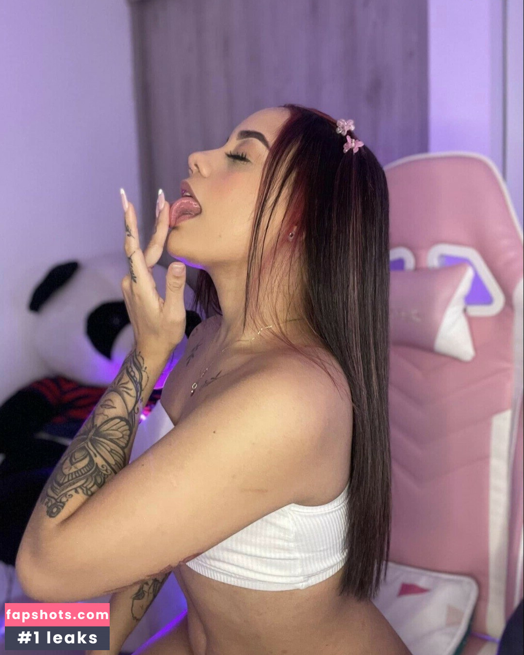 Yohanny Polacre gallery photo #12