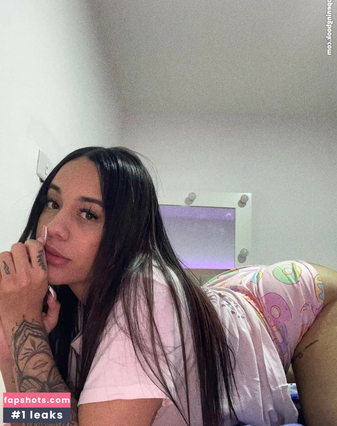 Yohanny Polacre gallery photo #16