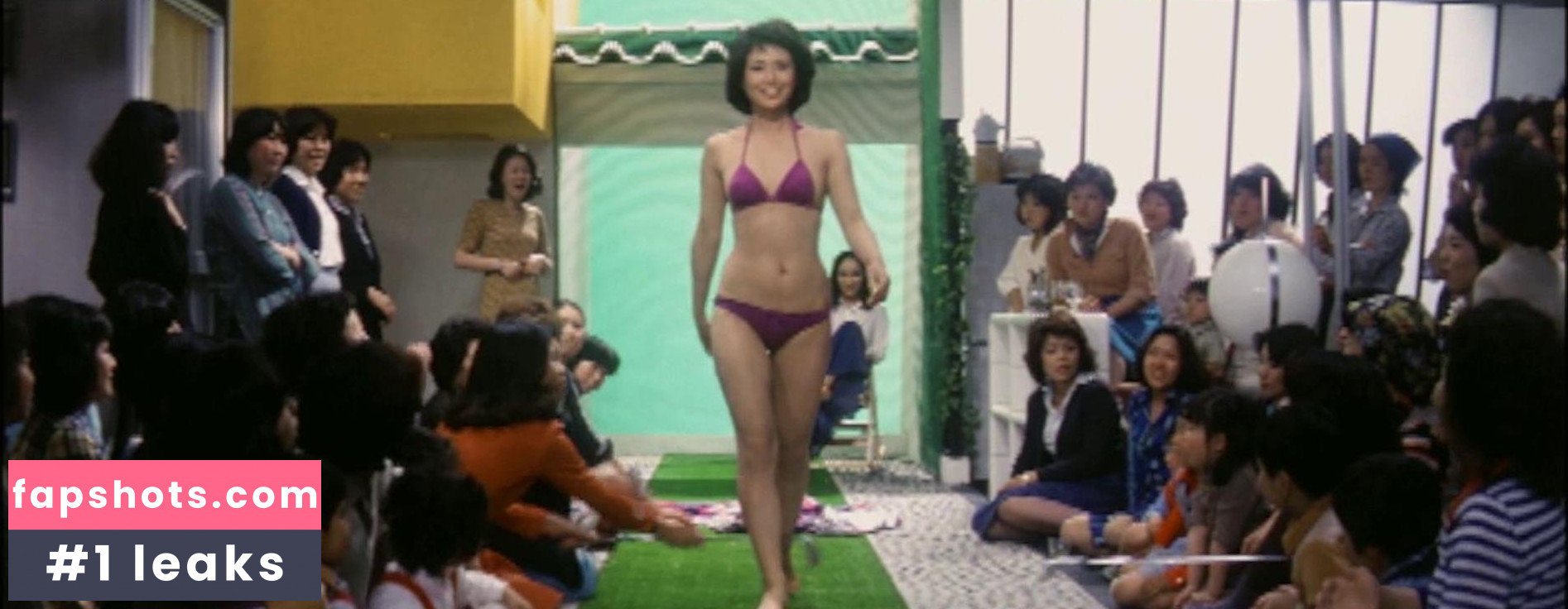 Yoko Shiraki gallery photo #2