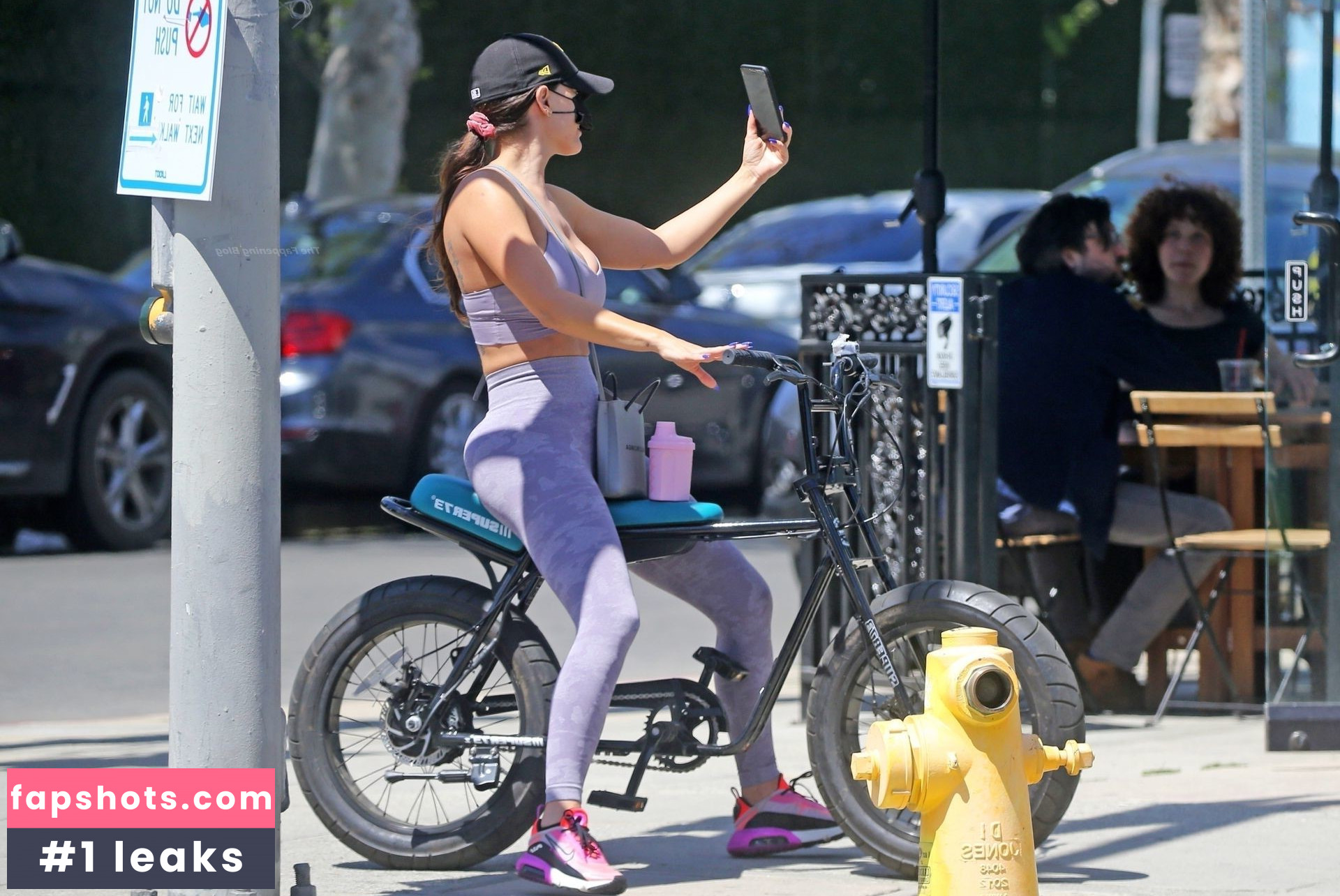 Yolanthe Sneijder-Cabau gallery photo #36