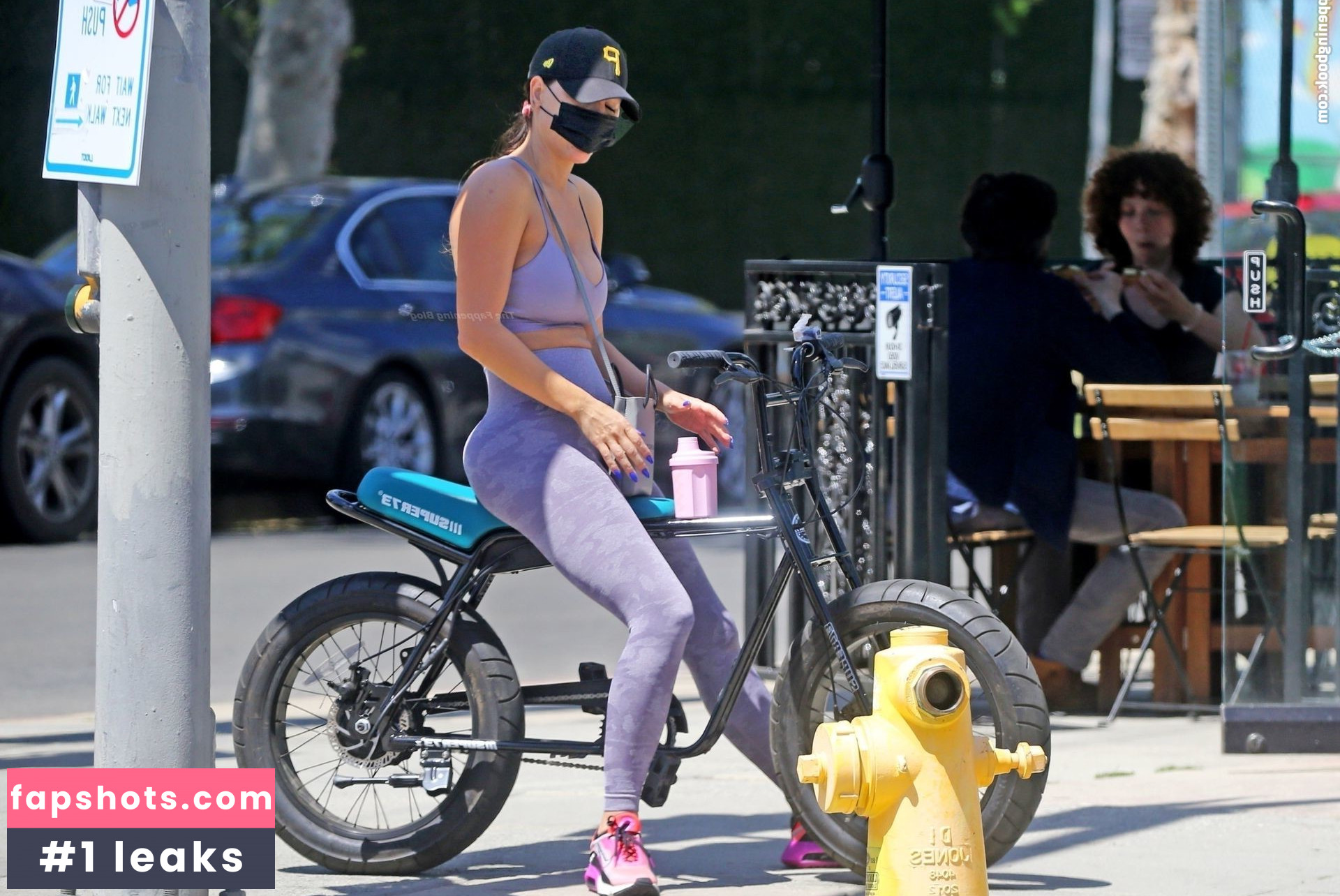 Yolanthe Sneijder-Cabau gallery photo #43