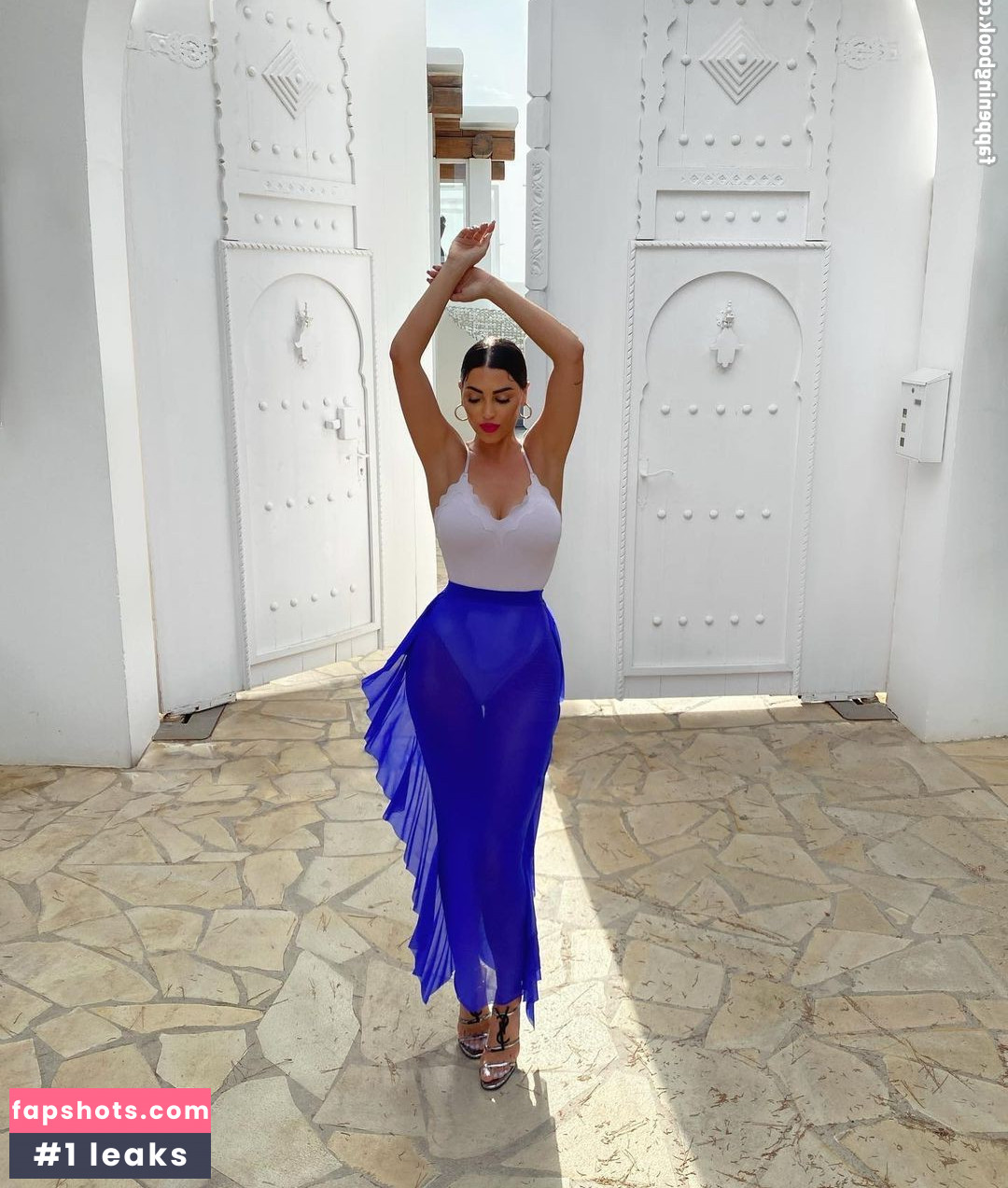 Yolanthe Sneijder-Cabau gallery photo #8