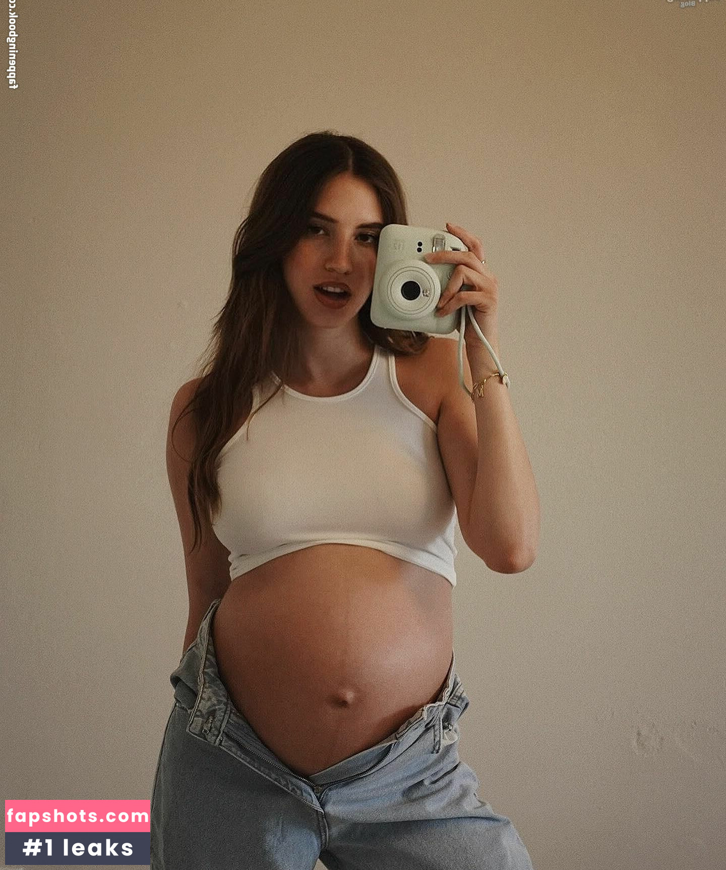 Yonca Hagen gallery photo #21