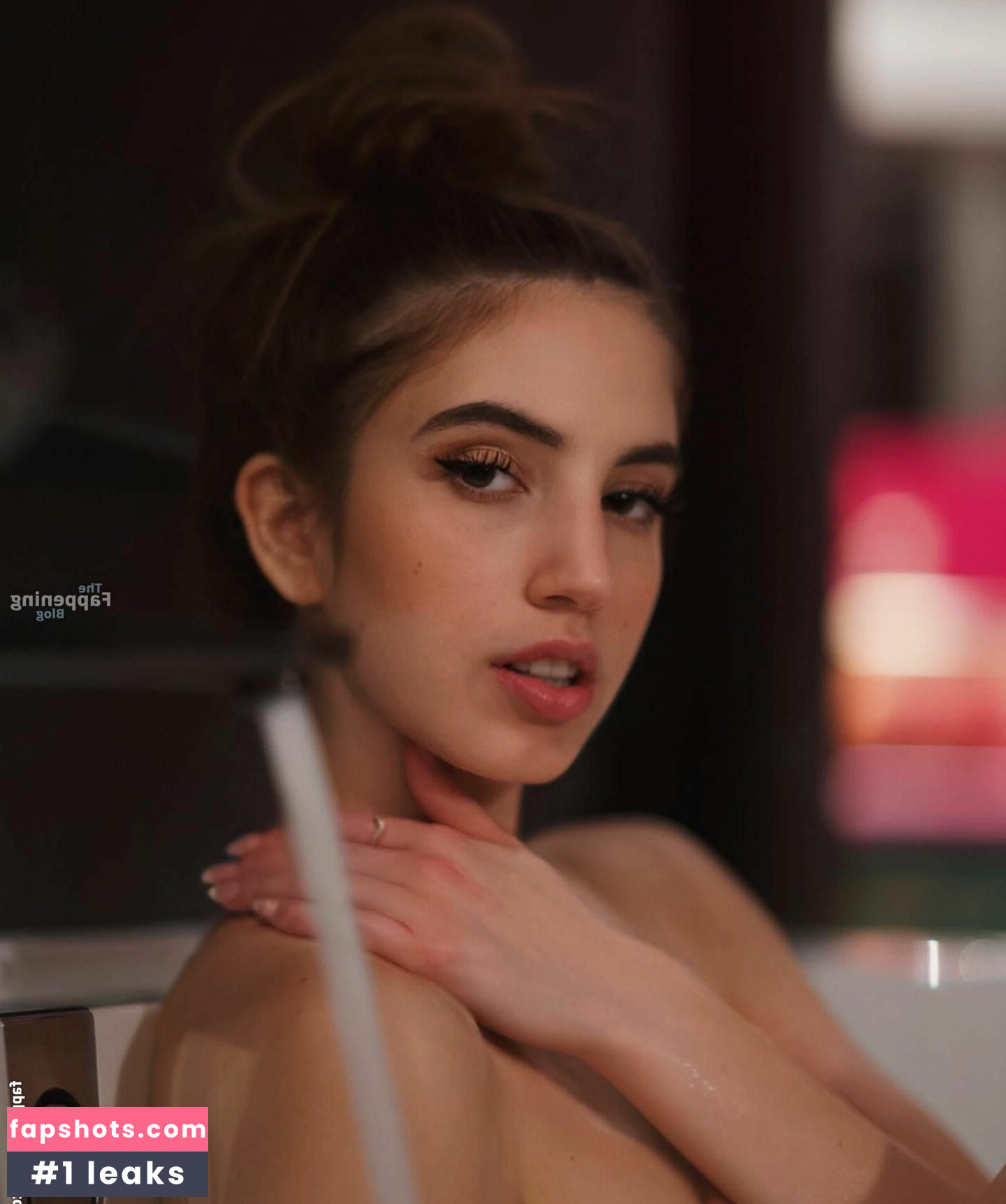 Yonca Hagen gallery photo #27