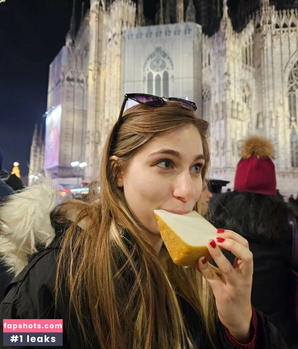 Yonia gallery photo #12