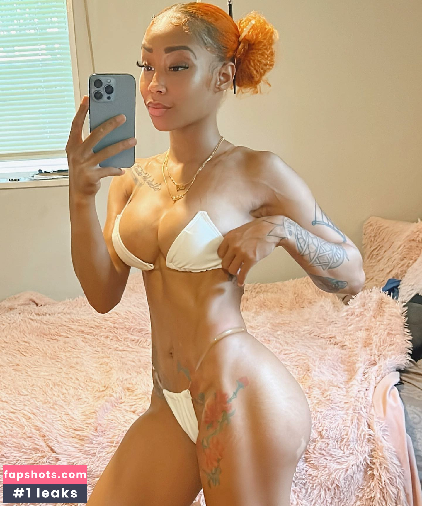 YooItsChill gallery photo #39