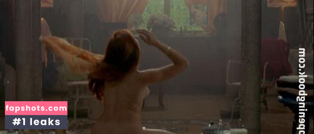 Yoraisi Gómez nude babe gallery