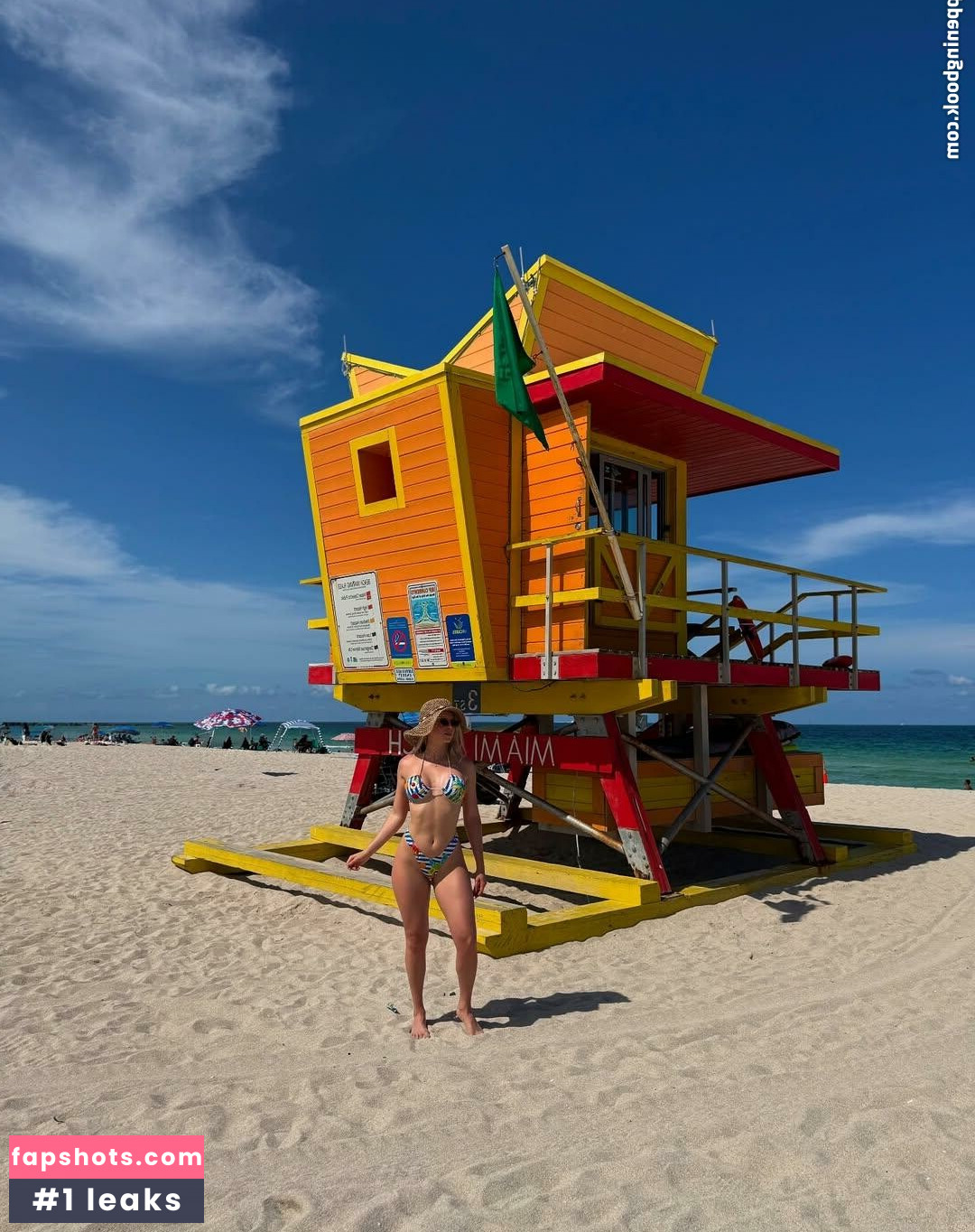 Yoselin Docampo gallery photo #2