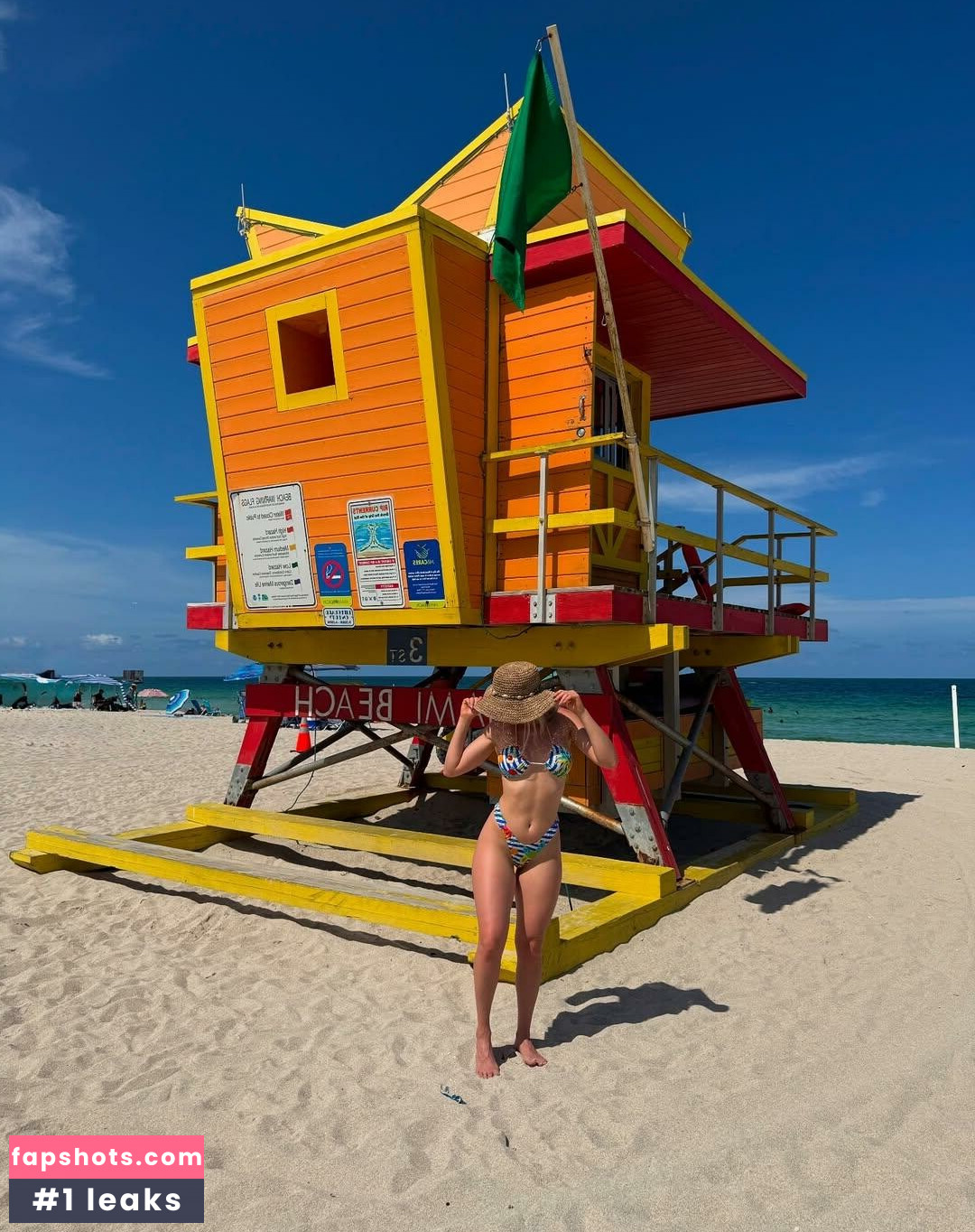 Yoselin Docampo gallery photo #6