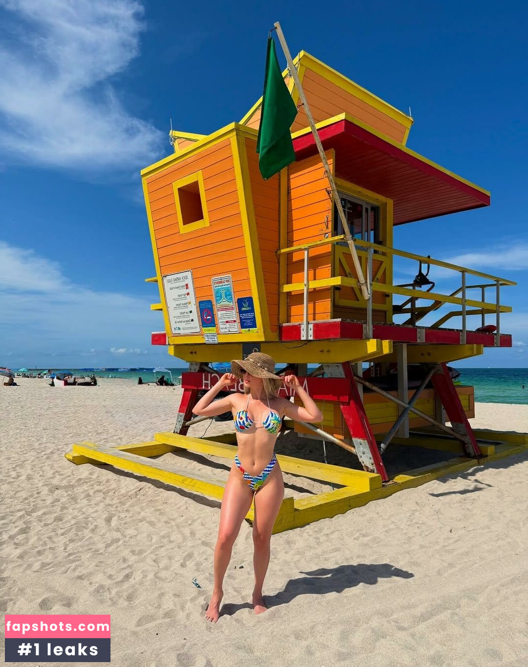 Yoselin Docampo gallery photo #8