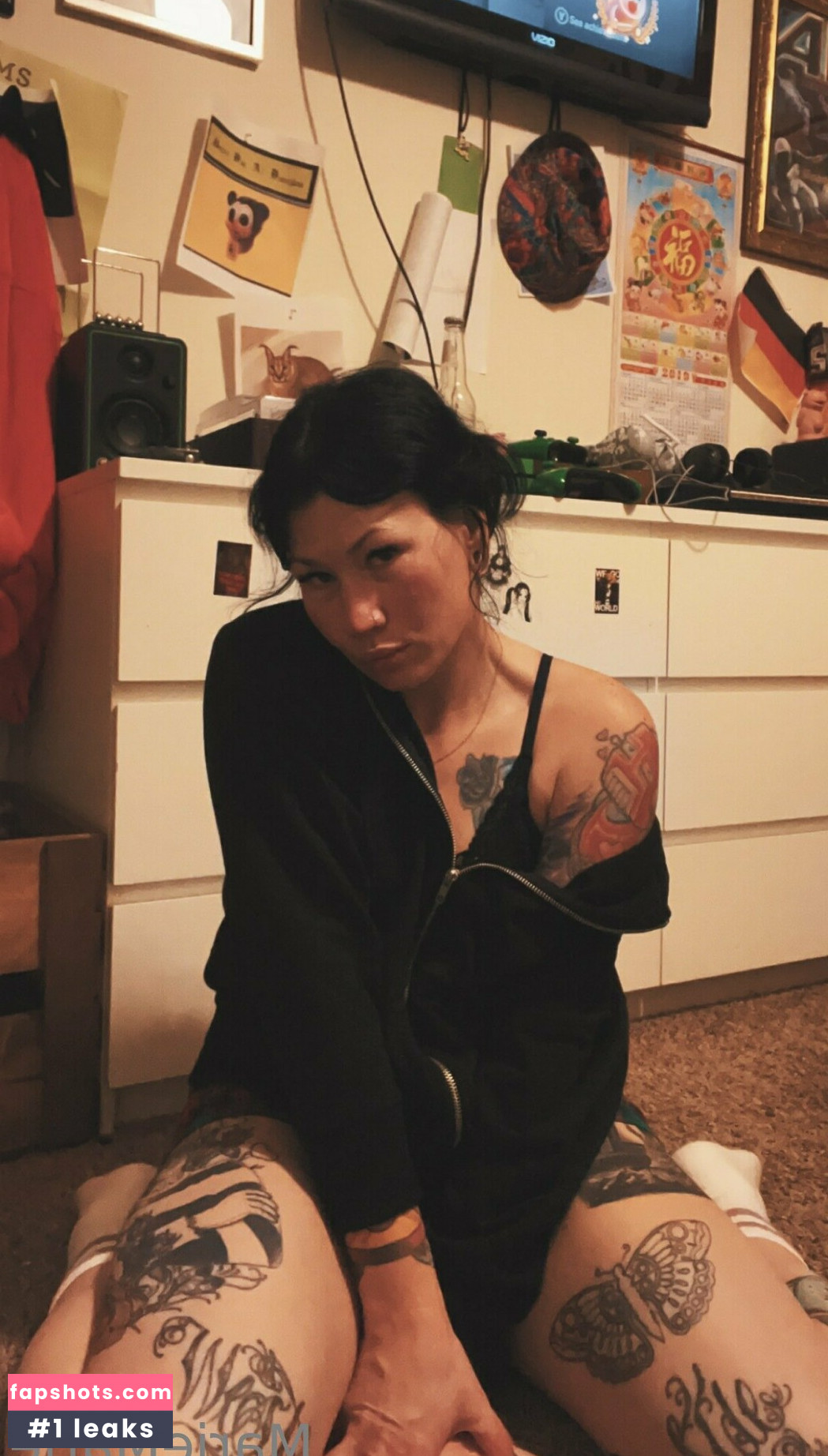 yoshikosaintjames nude babe gallery