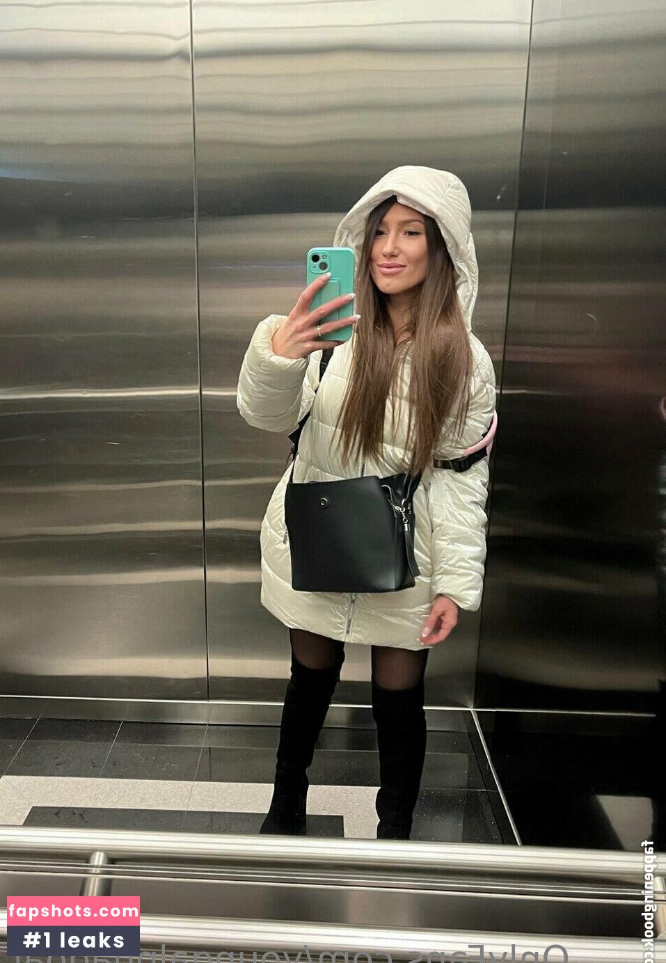 youngalphagoat gallery photo #10