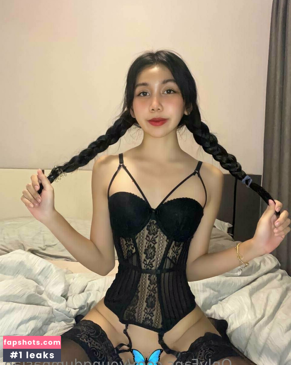 youngdumbasian Filtración Desnuda OnlyFans Foto #13 - Fapshots
