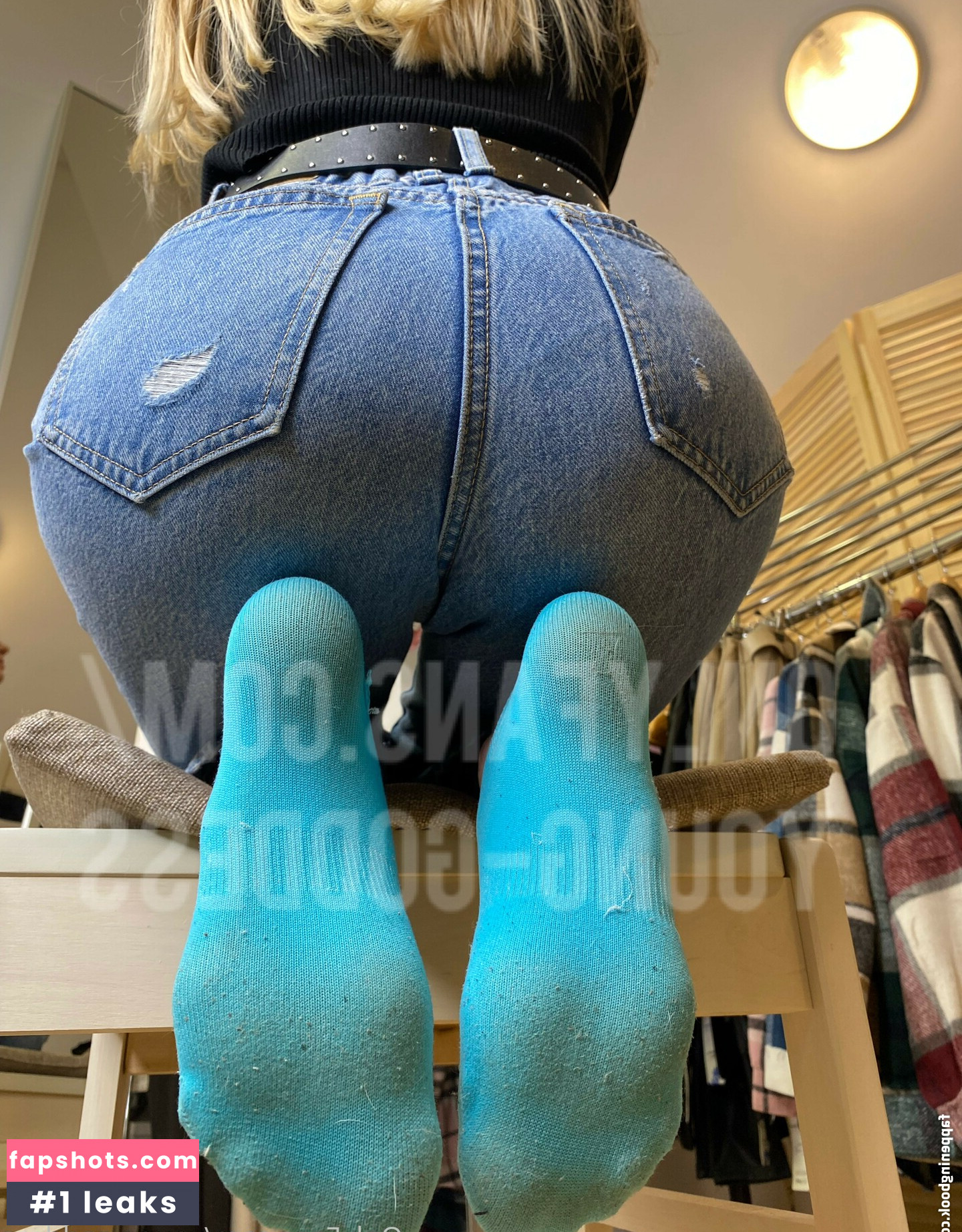 YoungGoddess gallery photo #9