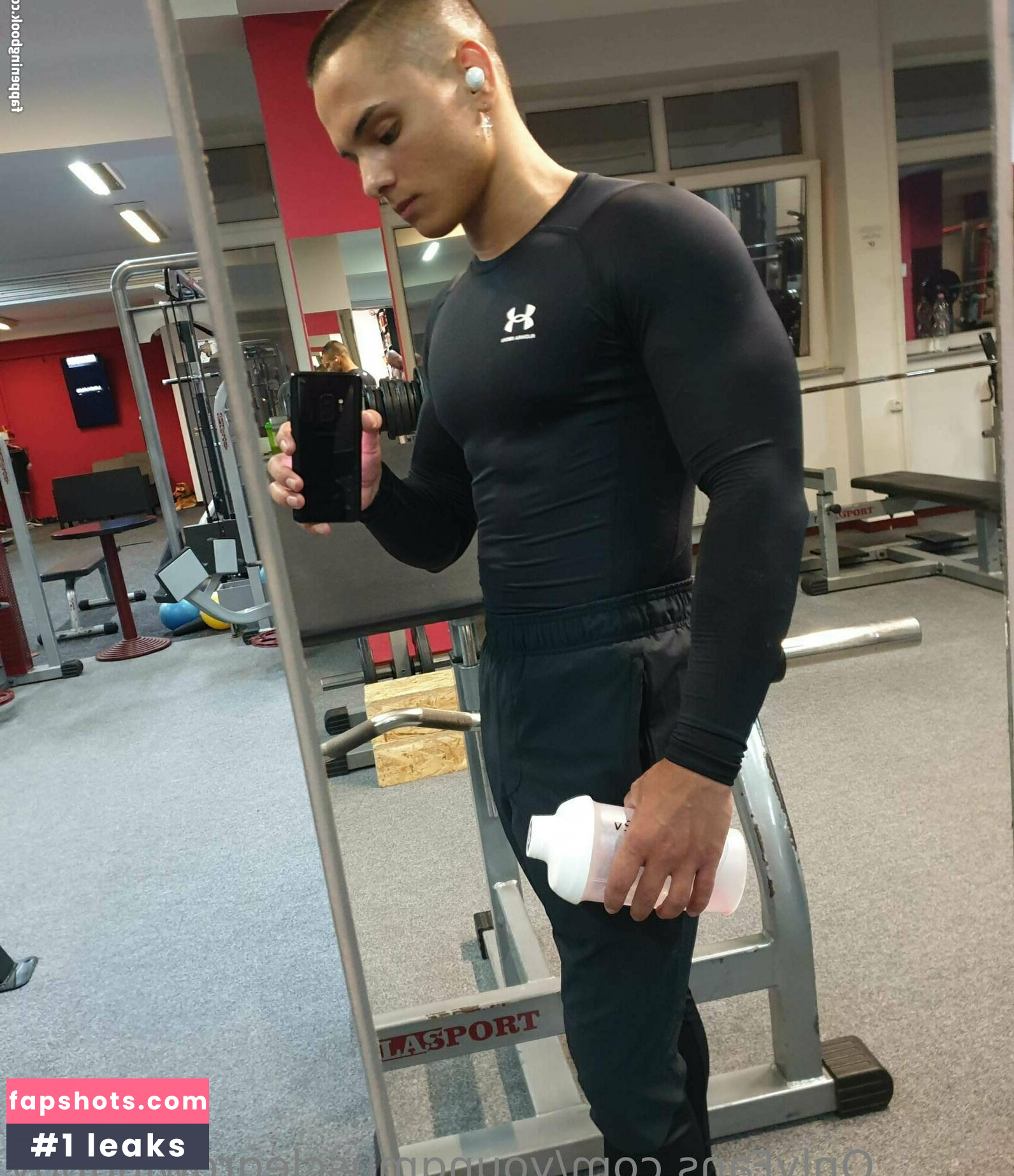 youngmusclegrowingboy Nahé úniky fotek pouze od fanoušků #7 - Fapshots