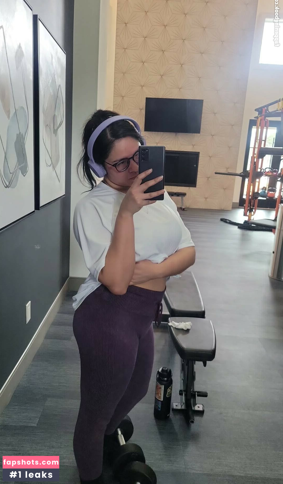 Youniklunatik gallery photo #11