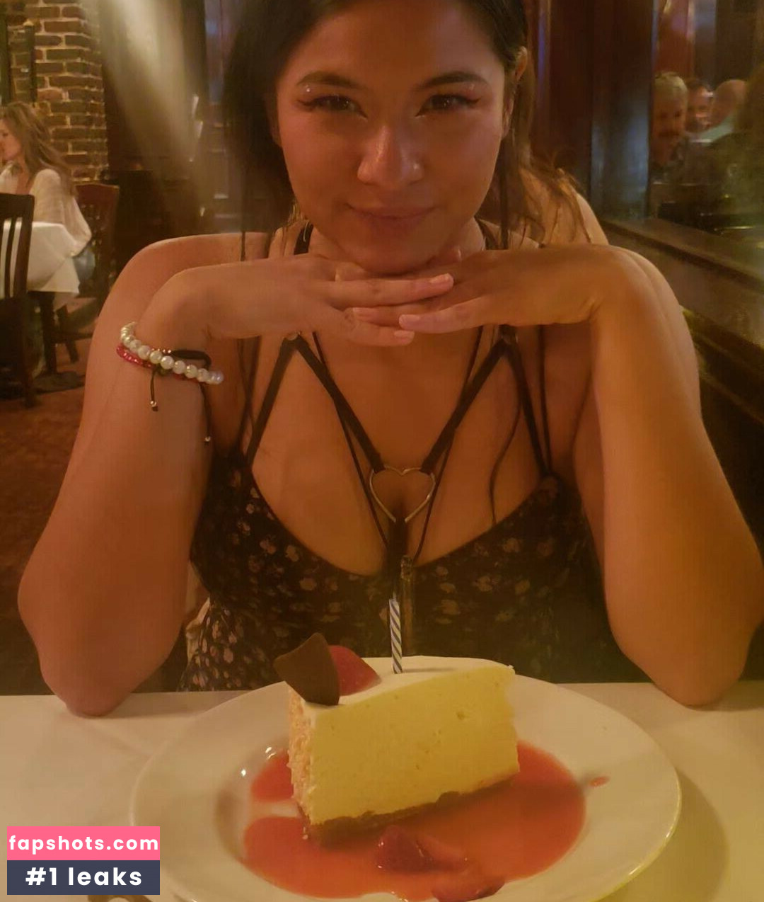 Youniklunatik gallery photo #14