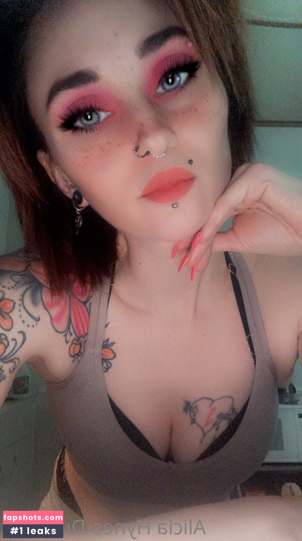 your_fantasy527ca gallery photo #11