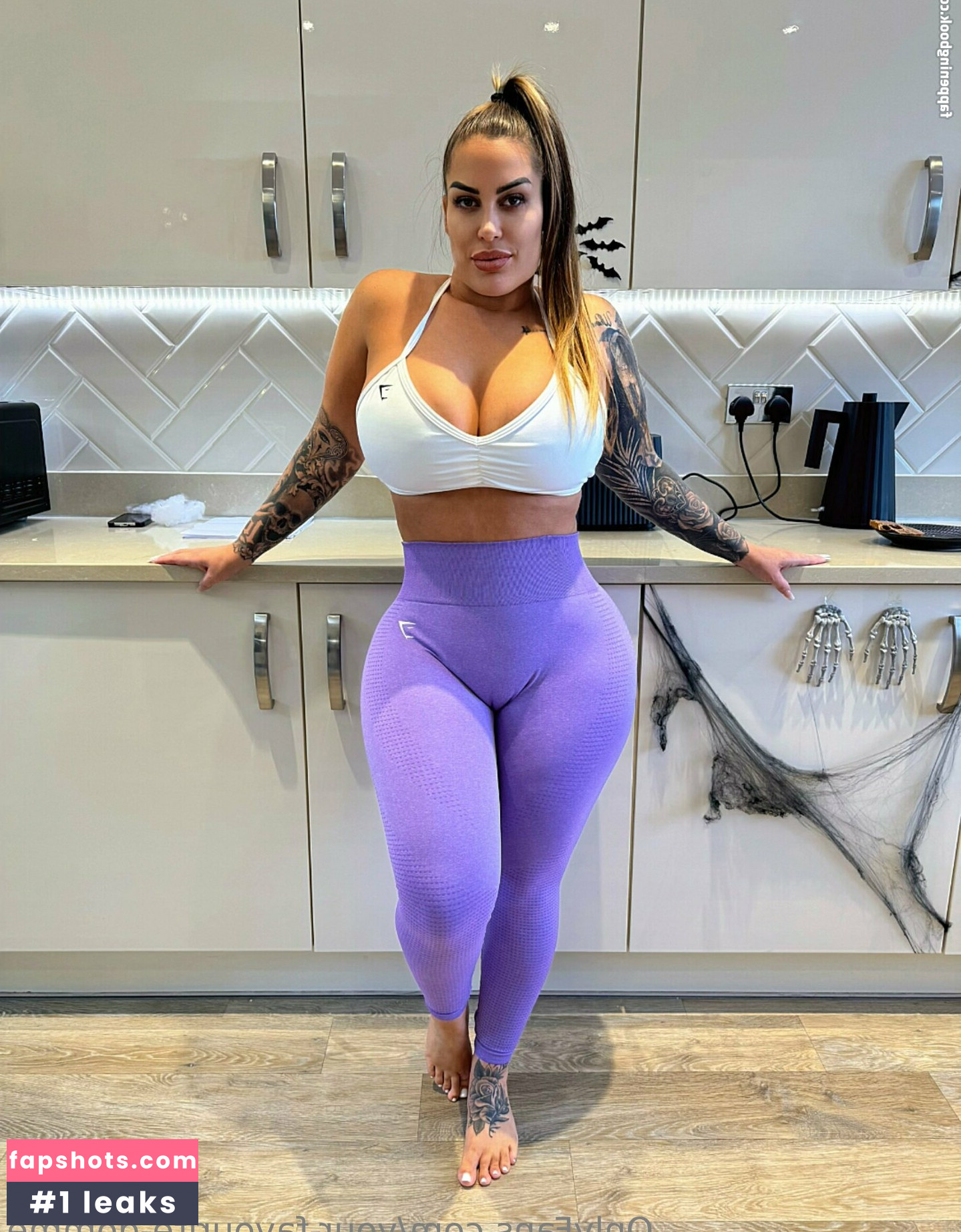 your-favourite-domme gallery photo #14