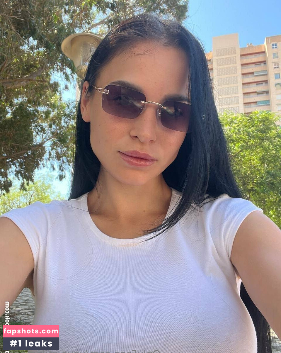 your_milamoore Nude Leaks OnlyFans Photos #3 - LeakJerk