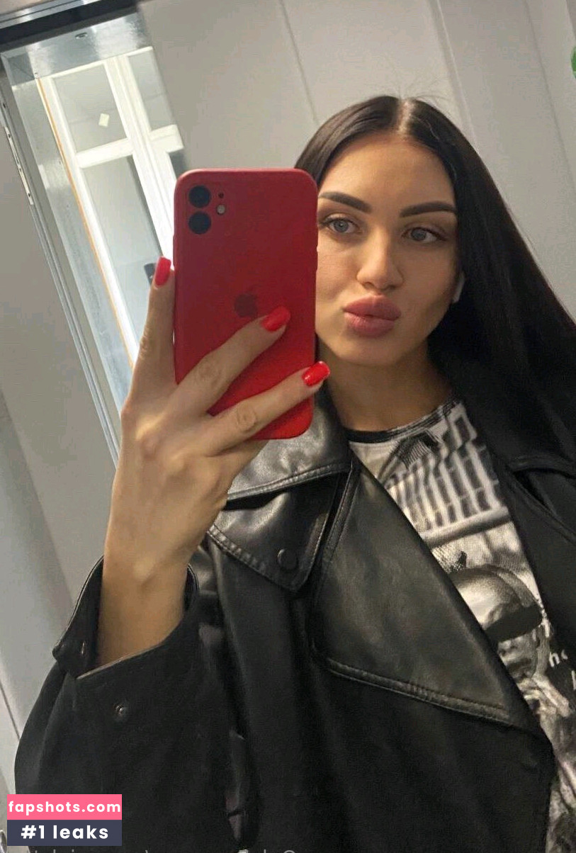 your_violetta gallery photo #2