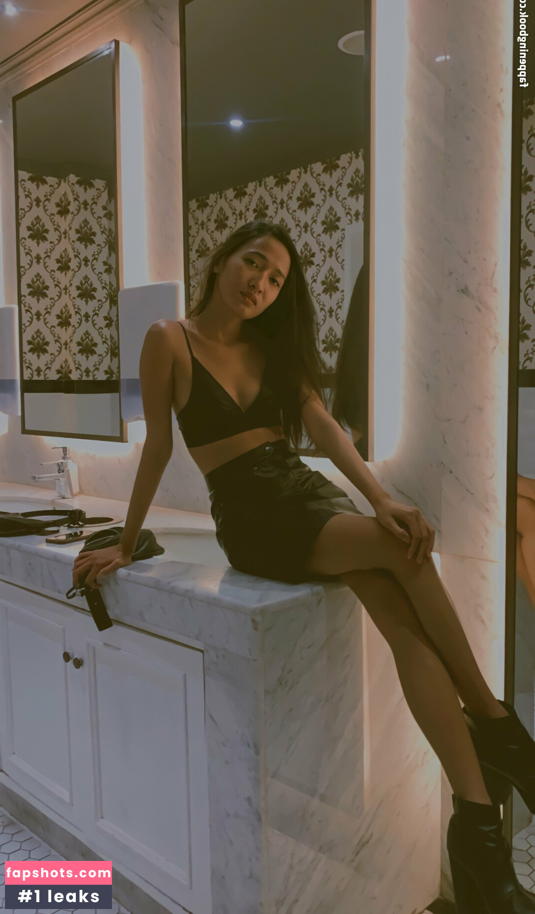 yourasianbebe Nude Leaks OnlyFans Photos #8 - LeakJerk