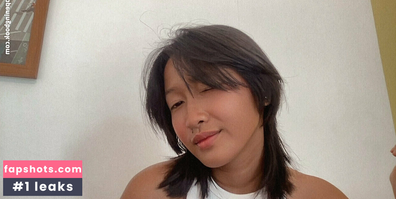 yourasianbebe Nude Leaks OnlyFans Photos #9 - LeakJerk