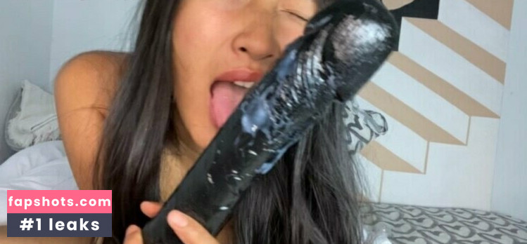 yourasianbebe Nude Leaks OnlyFans Photos #10 - LeakJerk