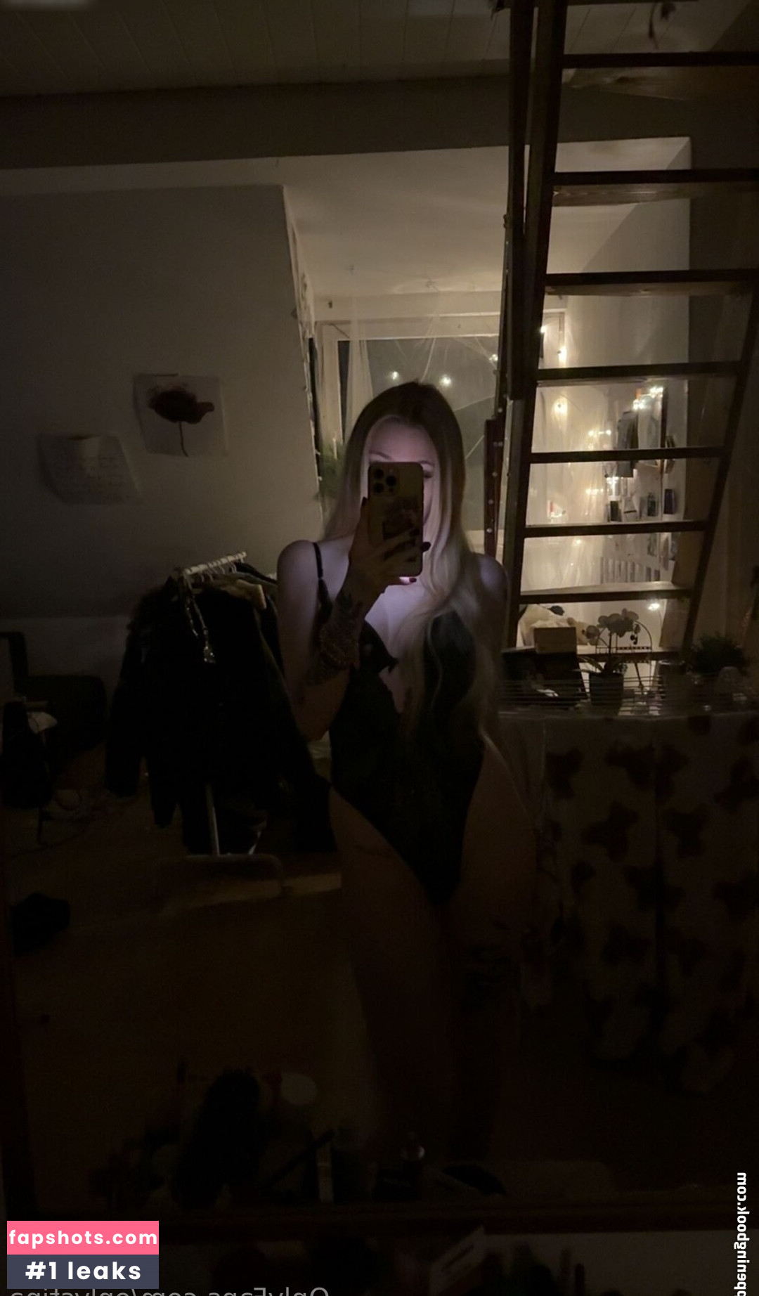 YourbigsisterStina gallery photo #11