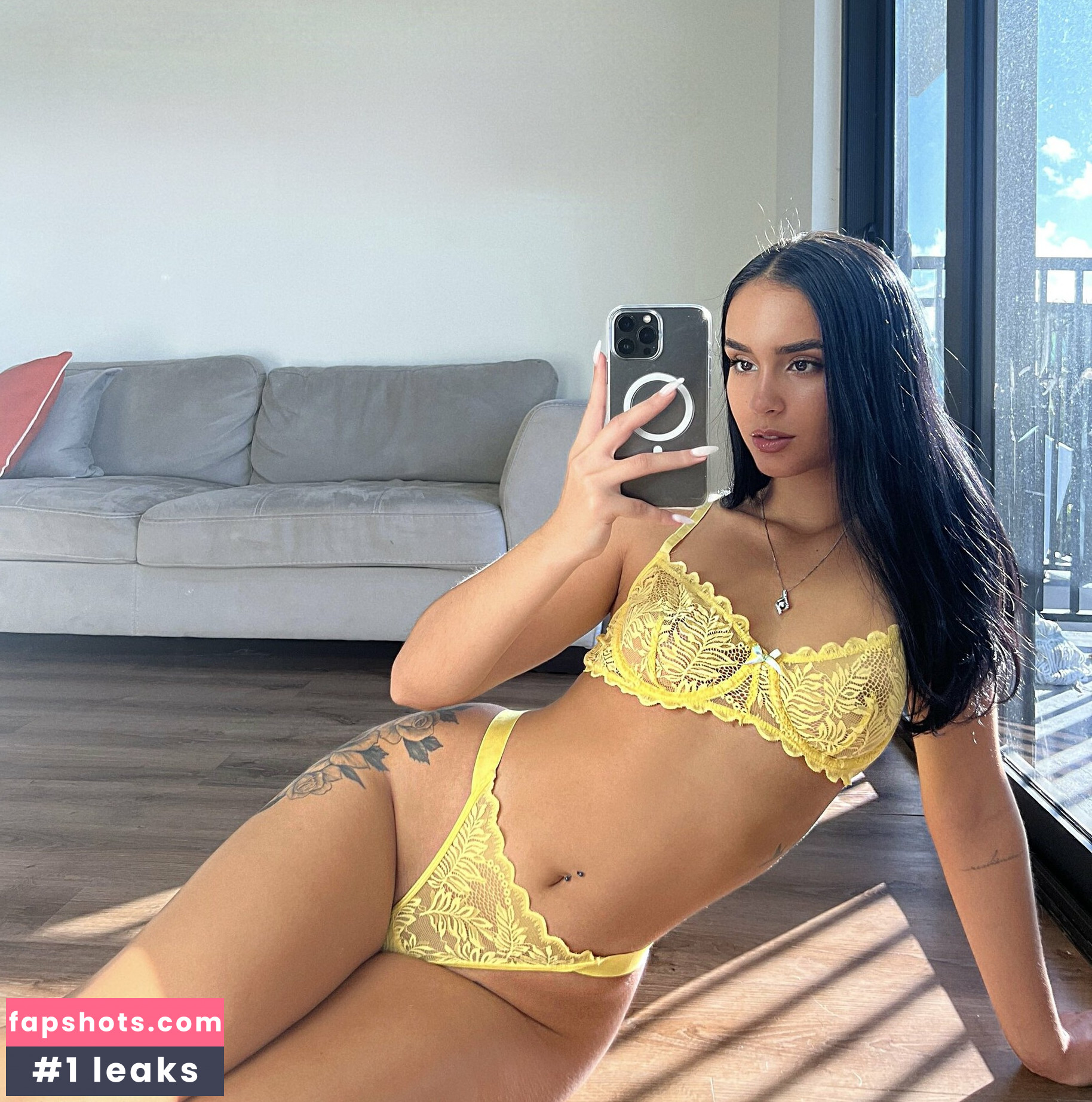 yourfavcubana gallery photo #4