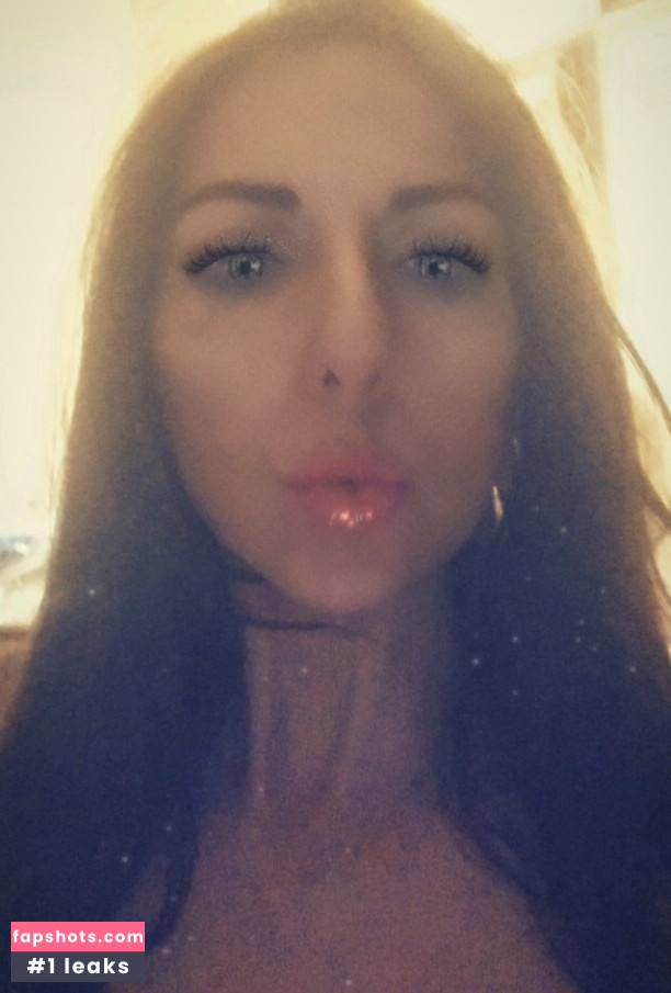 yourfavoritevice Nude Leaks OnlyFans - Fapshots