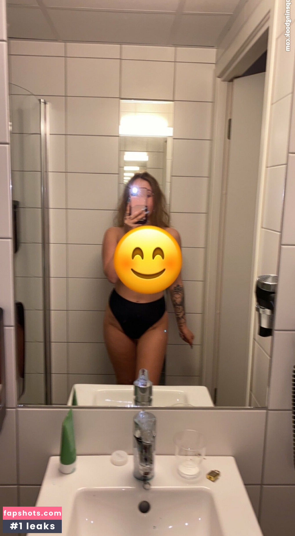 yourfavspicydragonfree nude babe gallery