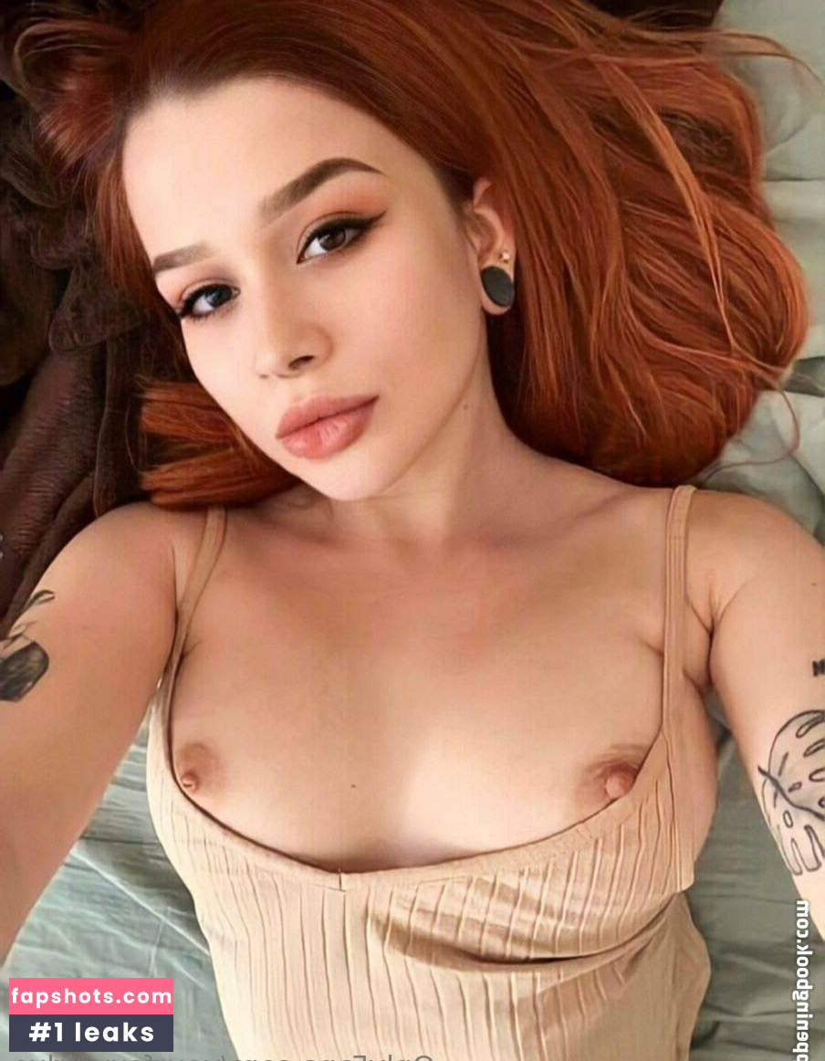 yourfoxygirlxo gallery photo #16