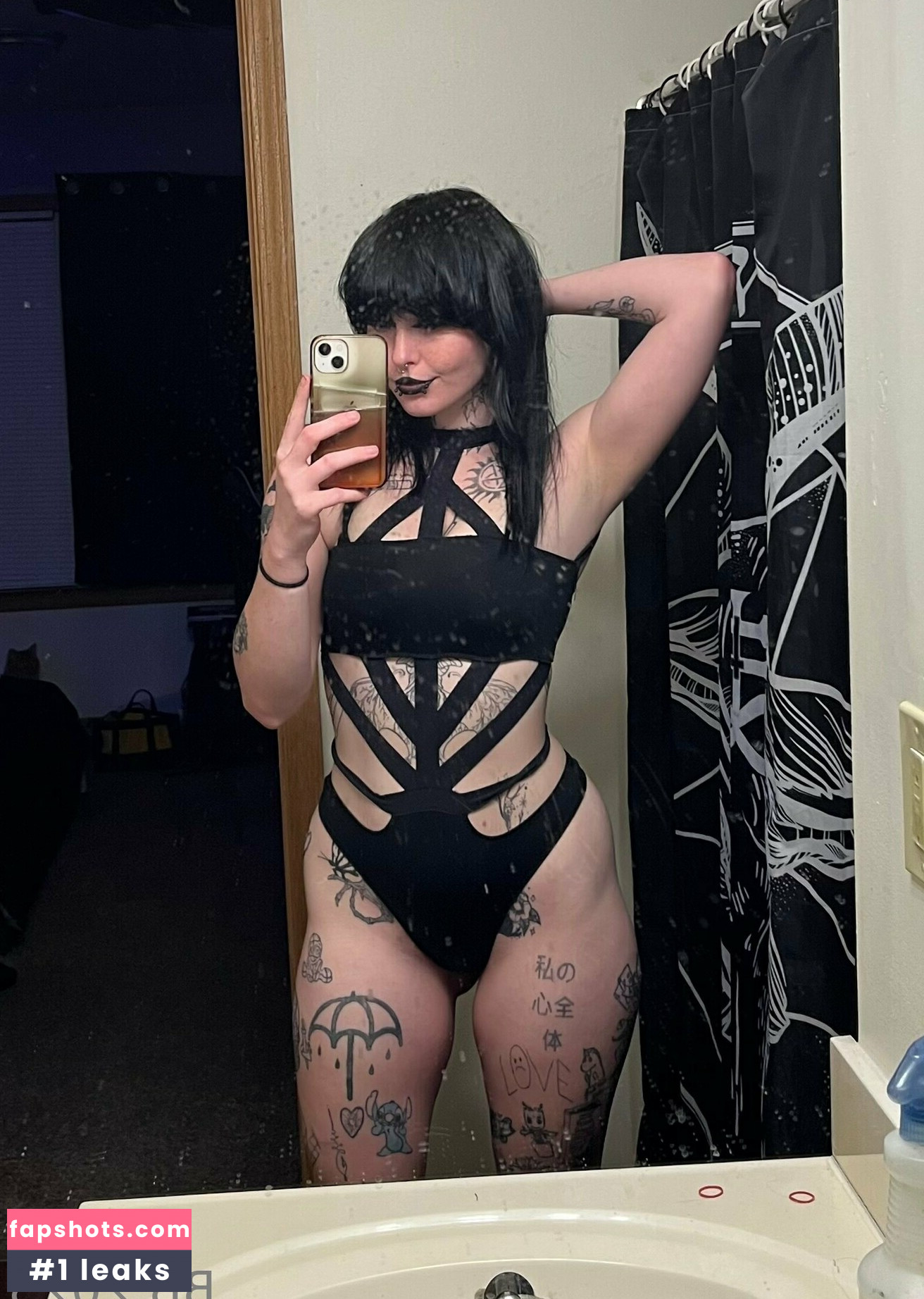 yourhotm.lf gallery photo #25